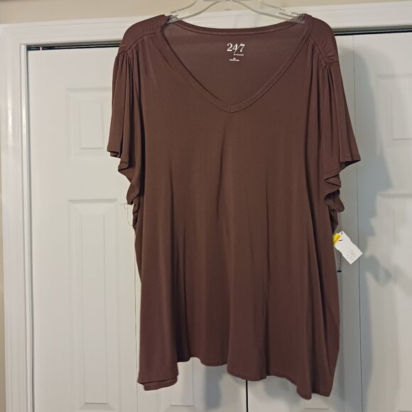 #56 3/$18 - Maurices Brown/Red Short Sleeve Top Size 2X - Picture 1 of 5